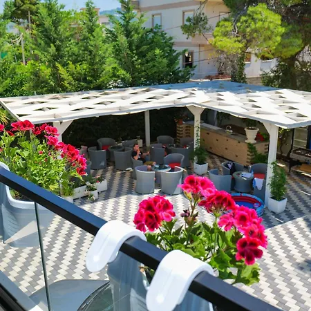 Celaj Apartment *